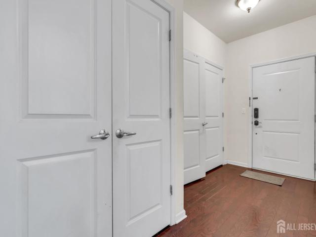 Condo for sale in South Plainfield, New Jersey
