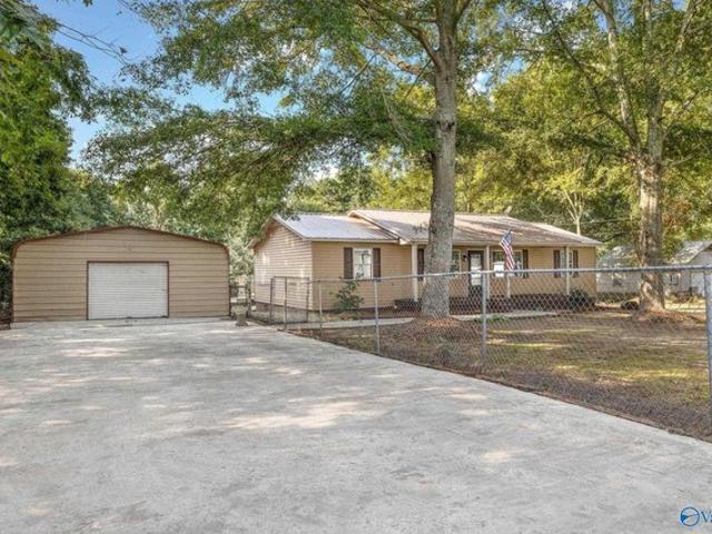 House for sale in Somerville, Alabama