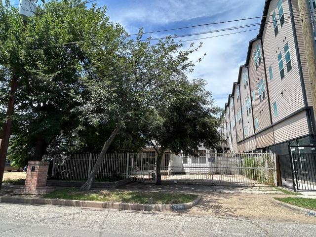 House for sale in Dallas, Texas