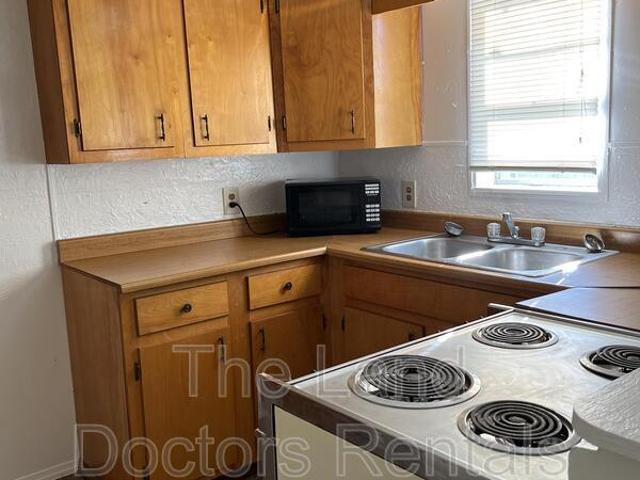 House for rent in Ada