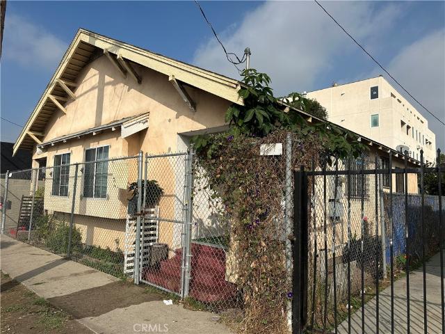 House for sale in Canoga Park, California