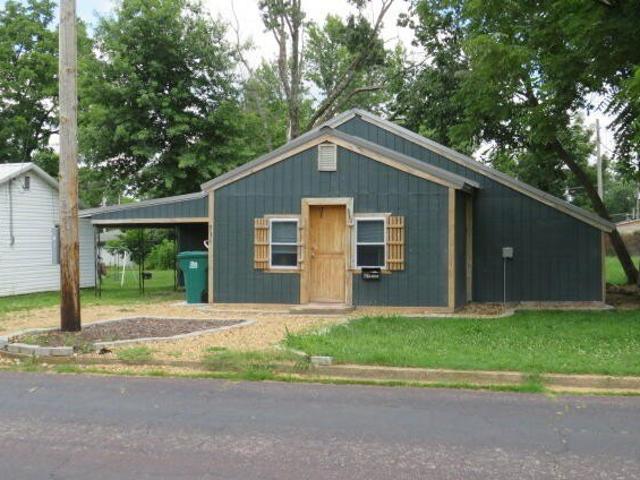 House for sale in Mountain Grove, Missouri