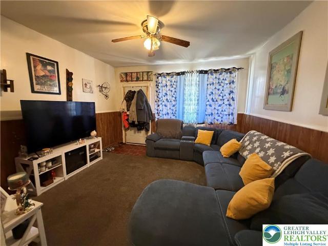 Townhouse for sale in Easton, Pennsylvania