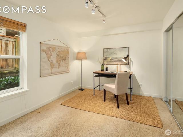 Townhouse for sale in Seattle
