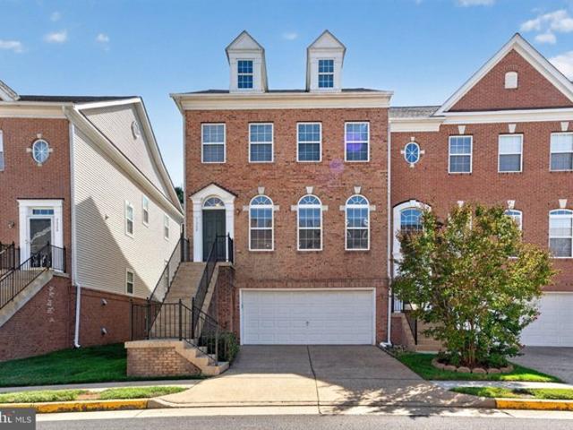 Townhouse for sale in Virginia