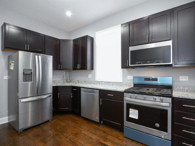 Condo for rent in Chicago Park, Illinois