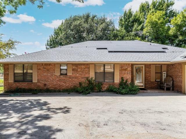 House for sale in Brownwood, Texas