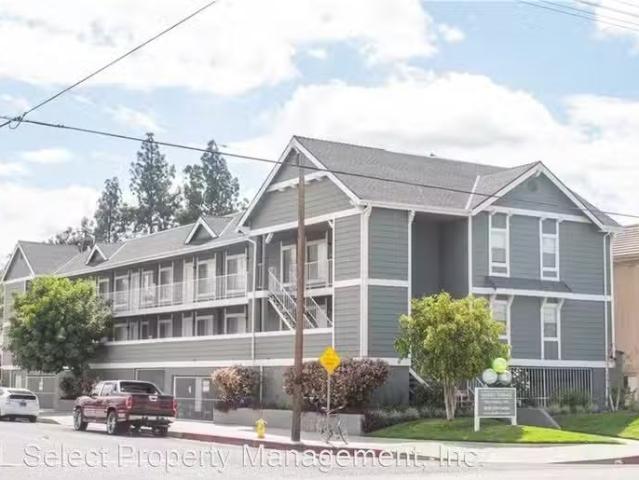 Condo for rent in Van Nuys, Lake Balboa Neighborhood Council District