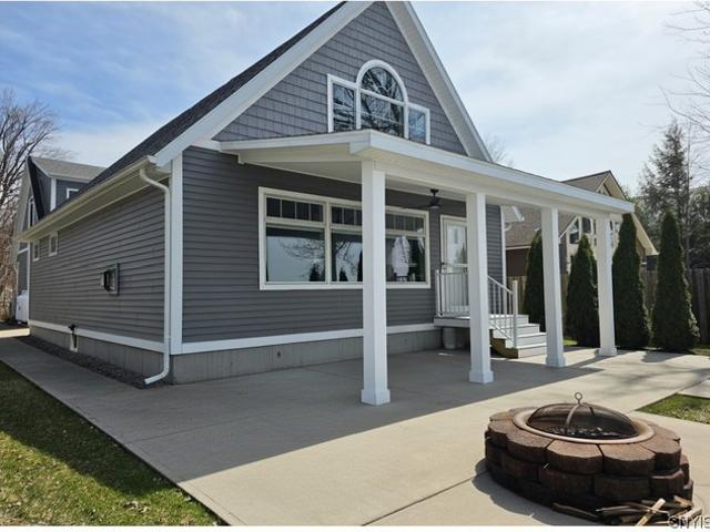 House for sale in Oneida, New York