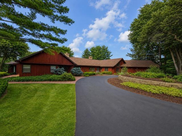 House for sale in Roscoe, Winnebago County