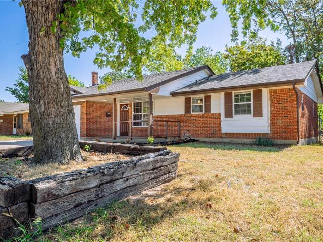 House for sale in Moore, Cleveland County
