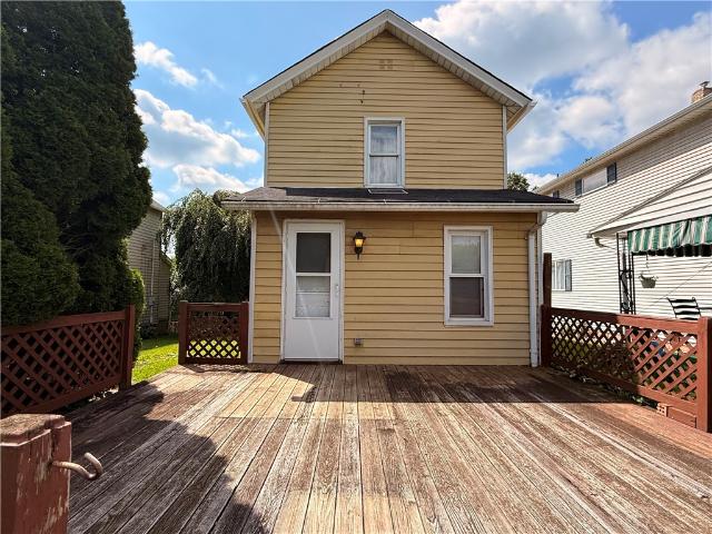 House for sale in Ellwood City, Pennsylvania