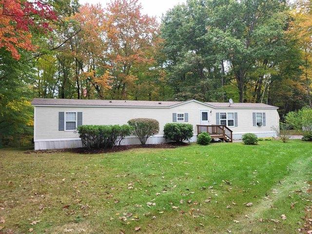 House for sale in Weare, Hillsborough County