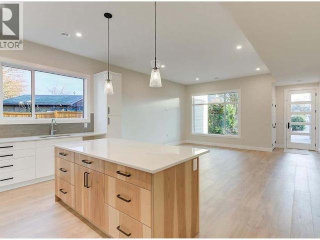 Townhouse for sale in Winfield, British Columbia