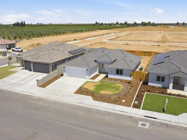 House for sale in Shafter, California