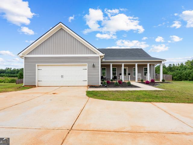 House for sale in Grantville, Georgia
