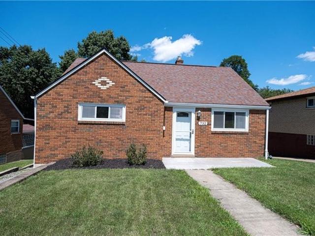 House for sale in Verona, Pennsylvania