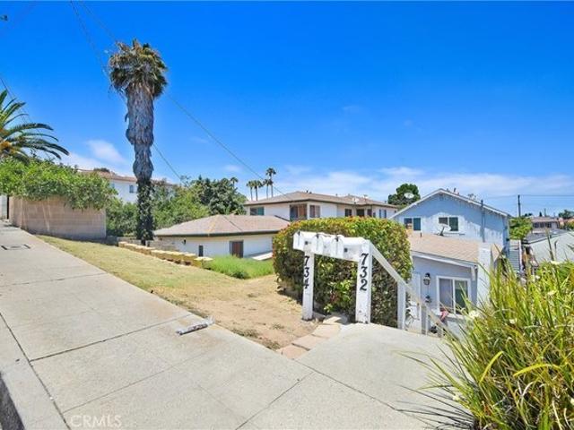 House for sale in Canoga Park, California
