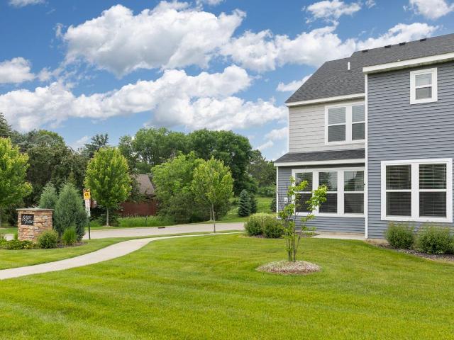 Townhouse for sale in Chanhassen