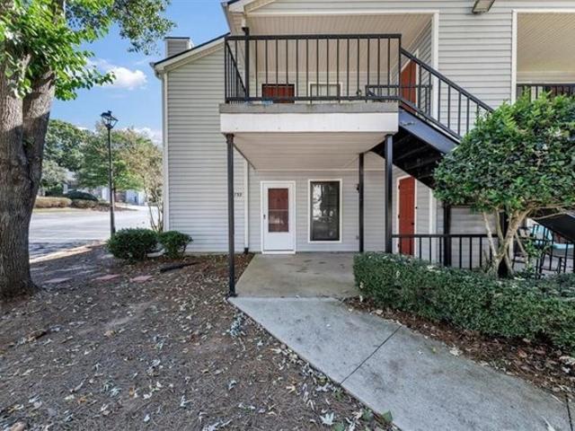 Condo for sale in Stone Mountain, DeKalb County