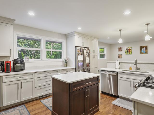 House for sale in Tinley Park, Illinois
