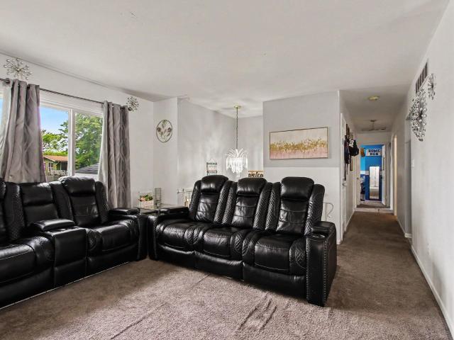 House for sale in Crown Point, Indiana
