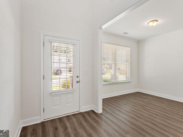 House for sale in Flowery Branch, Georgia