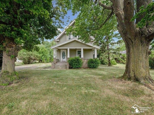 House for sale in Erie, Michigan
