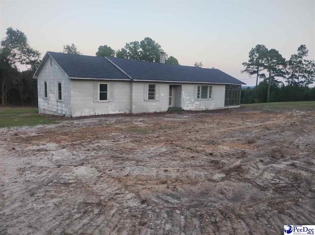 House for sale in Darlington, South Carolina