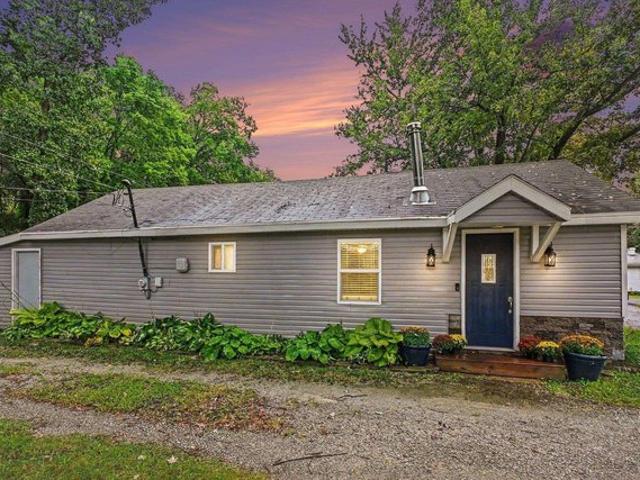 House for sale in Claypool, Kosciusko County