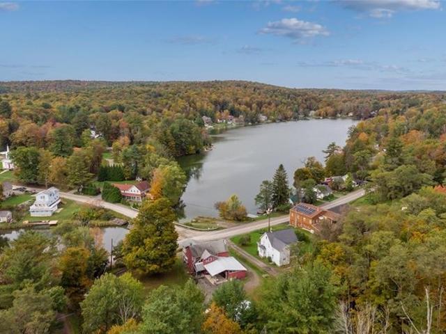 House for sale in Brackney, Pennsylvania