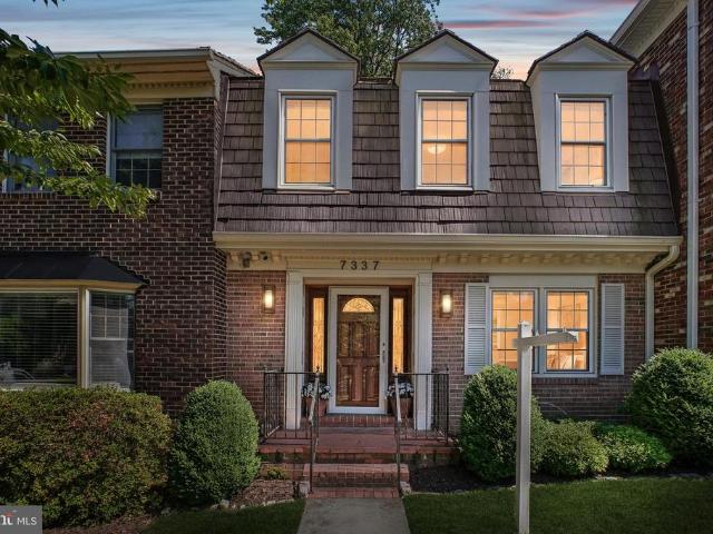 Townhouse for sale in Virginia