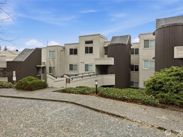 Condo for sale in Redmond, Washington