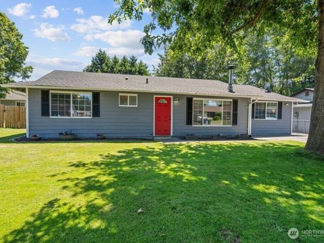 House for sale in Pacific, Washington