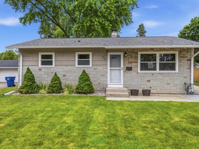 House for sale in Grafton, Wisconsin