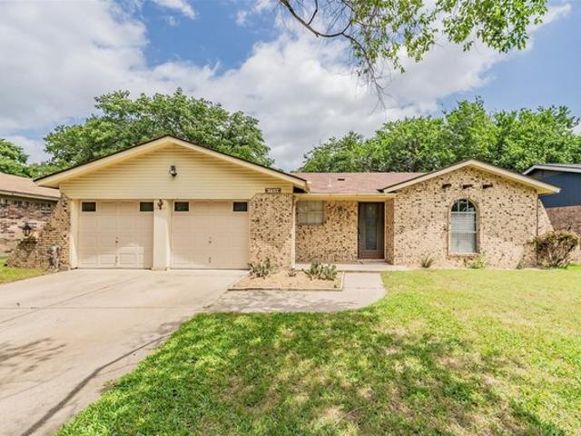 House for sale in Hurst, Texas