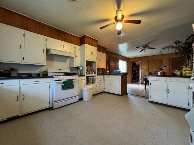 House for sale in Marlin, Texas