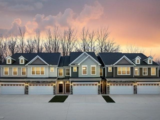 Townhouse for sale in Westlake, Ohio