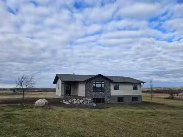 House for sale in Alberta