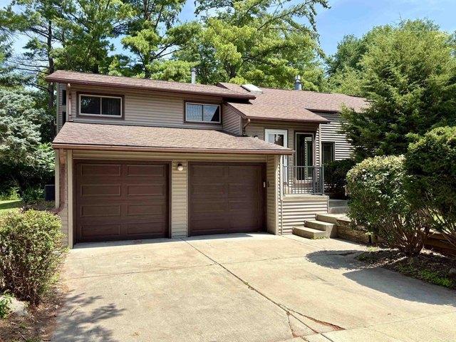 House for sale in Northbrook Village Condominiums, Middleton