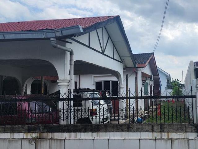 Bungalow for sale in Sendayan Village, Negeri Sembilan