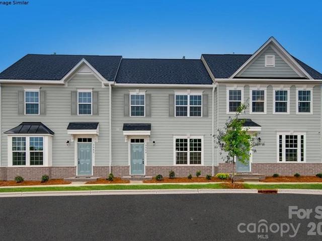 Townhouse for sale in Concord, North Carolina