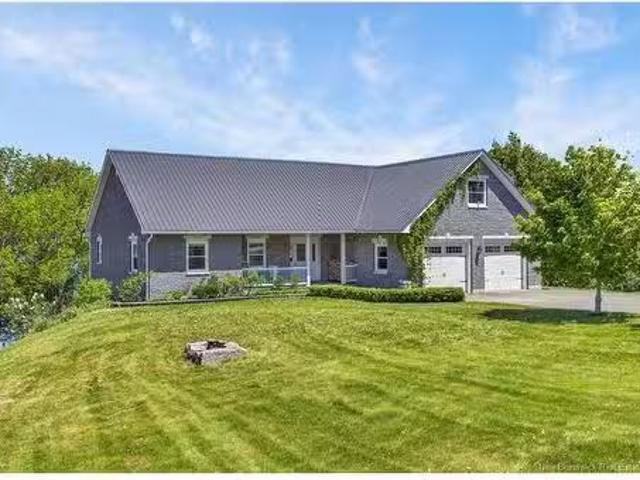 House for sale in Dumfries, New Brunswick