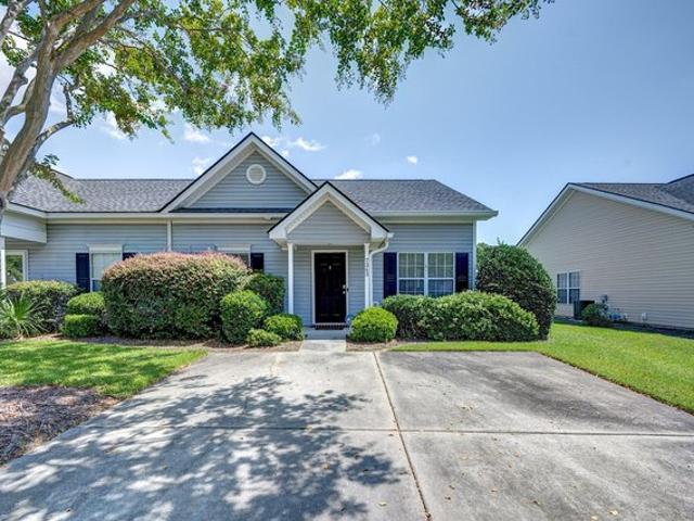 Townhouse for sale in Hanahan, South Carolina