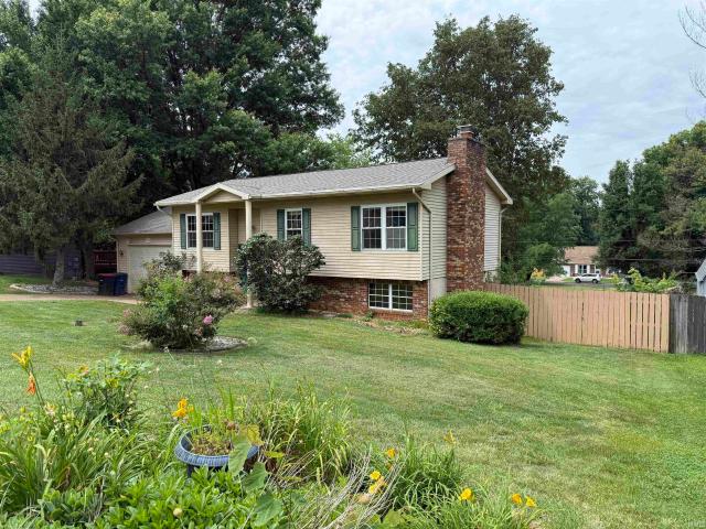 House for sale in Newburgh, Indiana