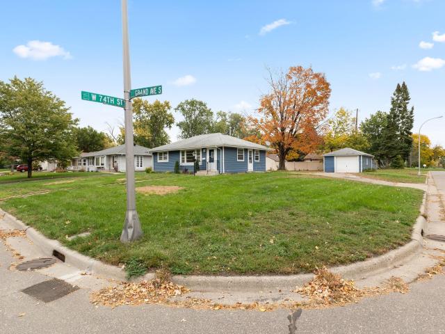 House for sale in Richfield, Hennepin County