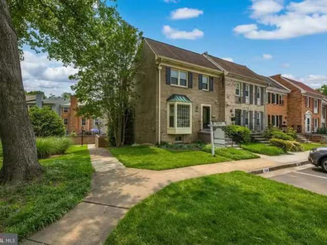 Condo for sale in Mc Lean
