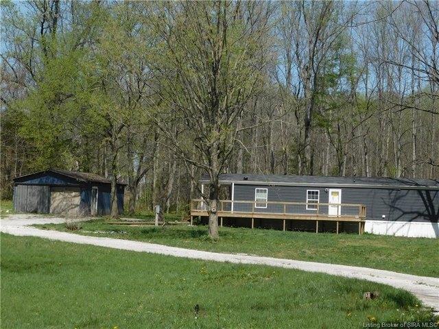 House for sale in Pekin, Indiana