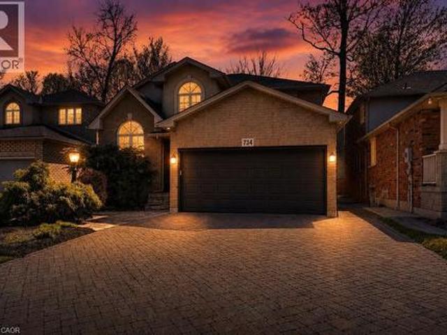 House for sale in Ancaster, Ontario