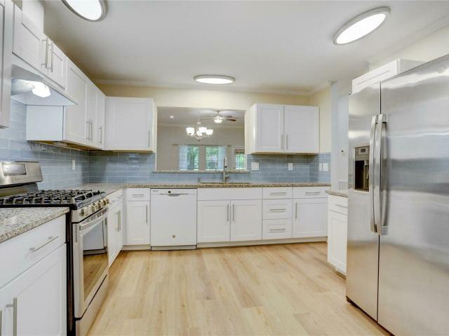 Townhouse for sale in Pearland